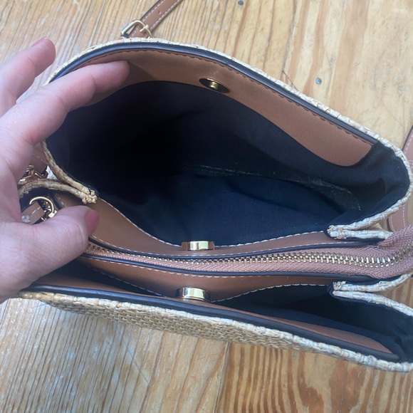 PARFOIS Basket Weave Textured Structured Sling Bag - Picture 7 of 11